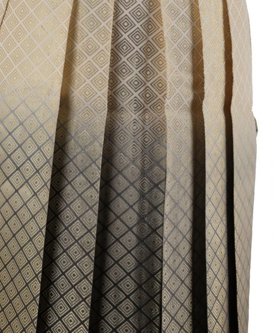 男性用袴単品レンタル(成人式・結婚式・卒業式)白黒ぼかし・金の菱文様[身長170cm]No.131